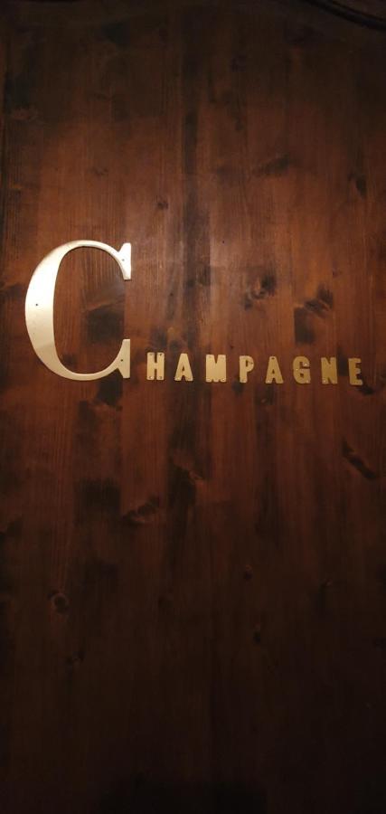 Bed and Breakfast Au Chambellan Ay-Champagne Zewnętrze zdjęcie